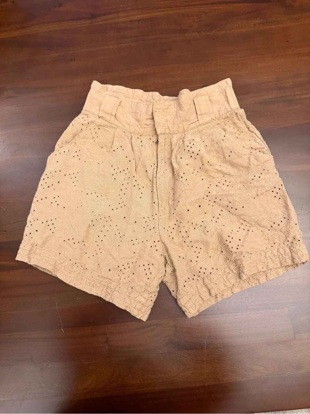Solid & Striped Linen Eyelet High Waisted Shorts